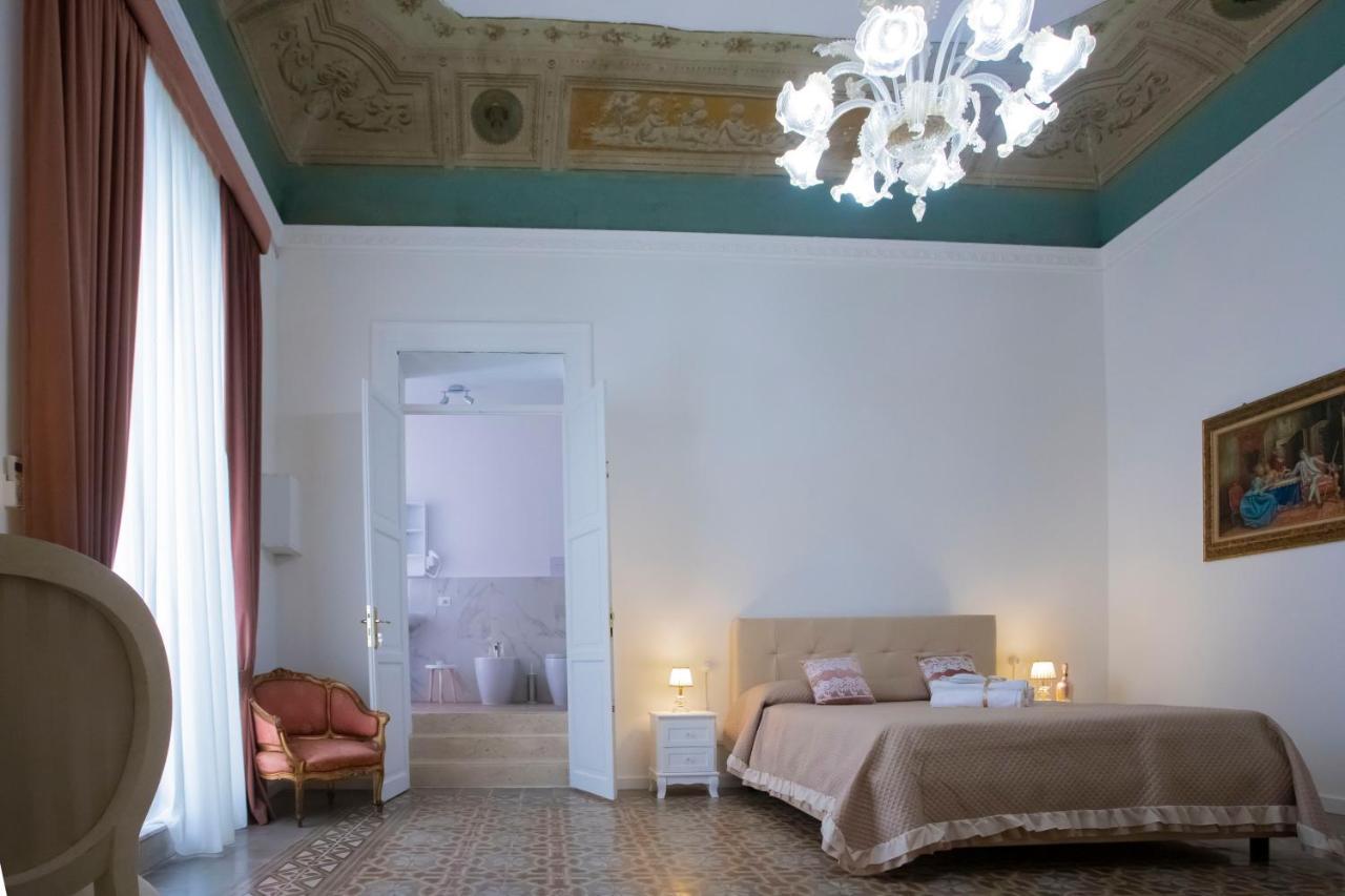 Terre D'Oro, Appartamento Di Lusso In Centro Citta パレルモ エクステリア 写真